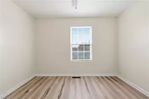 1801 Tucker St, Greensboro, NC 27405 - Photo 22