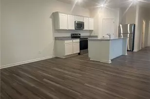 826 Hanford Lndg Dr, Graham, NC 27253 - Photo 6