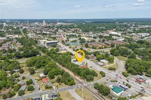 1938 E Market St, Greensboro, NC 27401 - Photo 8