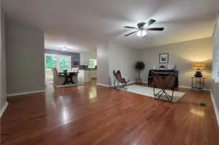 4858 Fleetwood Cir, Winston-Salem, NC 27106 - Photo 4