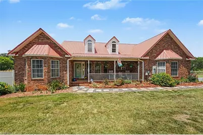 321 Lake Park Road, Asheboro, NC 27205 - Photo 2