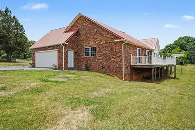 321 Lake Park Road, Asheboro, NC 27205 - Photo 4