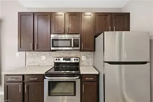 425 Turnberry Dr, Mebane, NC 27302 - Photo 10