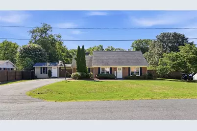 202 Turkey Hill Drive, King, NC 27021 - Photo 2