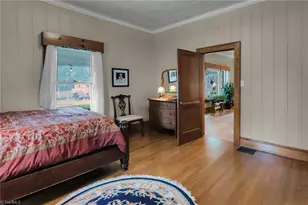 2103 N Thomas Ave, Newton, NC 28658 - Photo 26