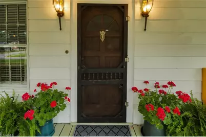 2103 N Thomas Avenue, Newton, NC 28658 - Photo 8
