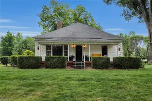 2103 N Thomas Ave, Newton, NC 28658 - Photo 4