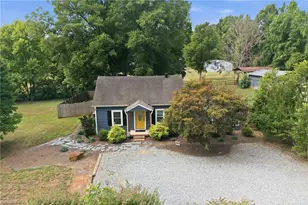 4157 Old Hillsborough Rd, Mebane, NC 27302 - Photo 34