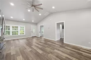 4157 Old Hillsborough Rd, Mebane, NC 27302 - Photo 14
