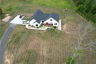2498 Settle Bridge Rd, Stoneville, NC 27048 - Photo 32