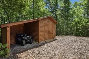 1987 Buck Mountain Rd, Purlear, NC 28665 - Photo 40
