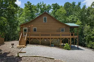 1987 Buck Mountain Rd, Purlear, NC 28665 - Photo 38