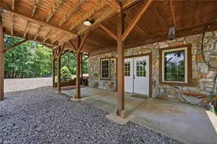 1987 Buck Mountain Rd, Purlear, NC 28665 - Photo 30