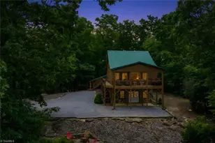 1987 Buck Mountain Rd, Purlear, NC 28665 - Photo 42