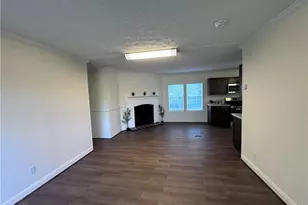 293 Regina Dr, Thomasville, NC 27360 - Photo 8