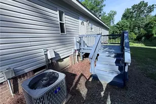 293 Regina Dr, Thomasville, NC 27360 - Photo 40