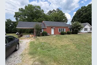 992 Main Street, Yanceyville, NC 27379 - Photo 2