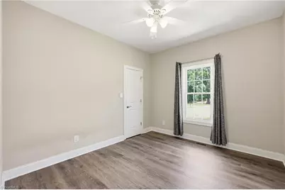 4242 E Greensboro Chapel Hill Road, Graham, NC 27253 - Photo 20