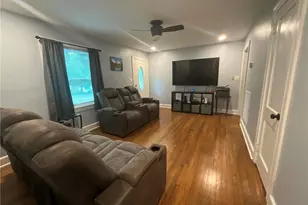 1712 N Mebane St, Burlington, NC 27217 - Photo 8