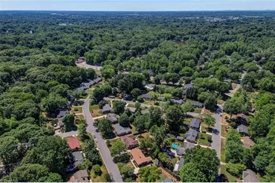4921 Starmount Drive, Greensboro, NC 27410 - Photo 4