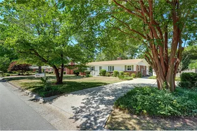 4921 Starmount Drive, Greensboro, NC 27410 - Photo 2