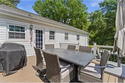 1220 Abingdon Way, Winston-Salem, NC 27106 - Photo 34