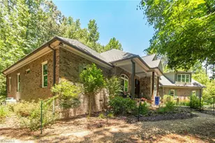3108 Sandy Springs Rd, Greensboro, NC 27455 - Photo 4