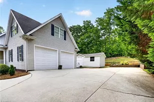697 Graceland Dr, Asheboro, NC 27205 - Photo 6
