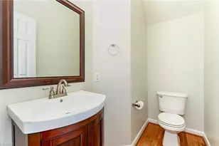 2001 Treyburn Ln, High Point, NC 27265 - Photo 14