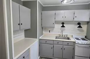 568 Overlook St, Greensboro, NC 27403 - Photo 34