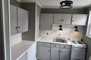 568 Overlook St, Greensboro, NC 27403 - Photo 8
