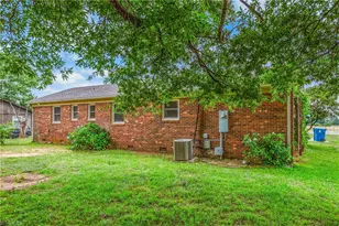 2380 W US Hwy 64, Mocksville, NC 27028 - Photo 22