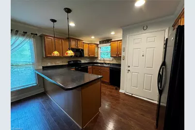 132 Turnwood Lane, Winston-Salem, NC 27104 - Photo 4
