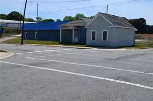 103 W Harrison St, Reidsville, NC 27320 - Photo 1