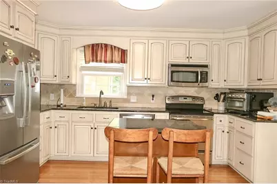 135 Holly Hill Drive, Elkin, NC 28621 - Photo 8