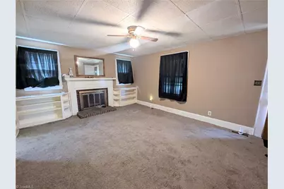 608 E Lexington Avenue, High Point, NC 27262 - Photo 4