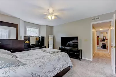 6700 W Friendly Avenue #2J, Greensboro, NC 27410 - Photo 12