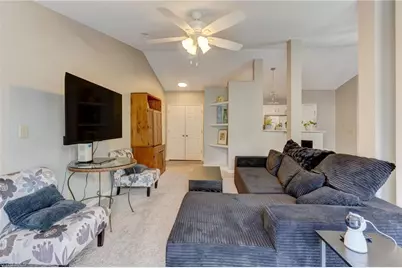 6700 W Friendly Avenue #2J, Greensboro, NC 27410 - Photo 4
