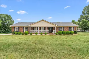 2091 Northcrest Dr, Elon, NC 27244 - Photo 2
