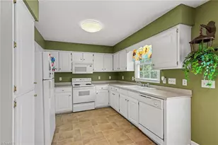 116 Moore St, Graham, NC 27253 - Photo 4