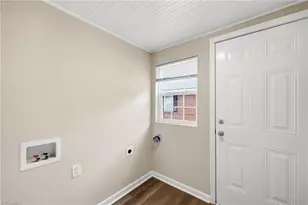 1020 Rainey St, Burlington, NC 27217 - Photo 16