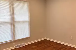 421 Forest Hill Ave, Winston-Salem, NC 27105 - Photo 6