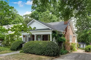 2606 Beechwood St, Greensboro, NC 27403 - Photo 4