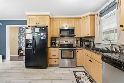 521 Osborne Road, Winston-Salem, NC 27103 - Photo 14