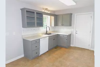 2804 Mitchell Wood Drive, Browns Summit, NC 27214 - Photo 6