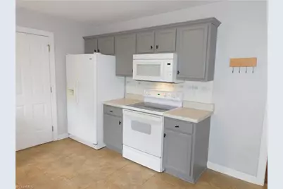 2804 Mitchell Wood Drive, Browns Summit, NC 27214 - Photo 8