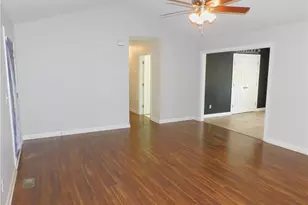 2804 Mitchell Wood Dr, Browns Summit, NC 27214 - Photo 4