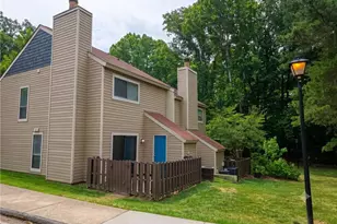 217 Village Ln, Greensboro, NC 27409 - Photo 2