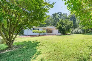 185 Marlin Blvd, Mount Airy, NC 27030 - Photo 2