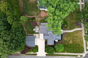 1401 Briarcliff Rd, Greensboro, NC 27408 - Photo 46